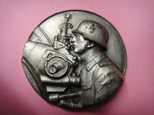 WWII GERMAN ARTILLARY NON PROTABLE MEDAL