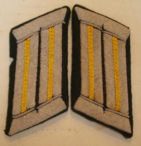 WWII GERMAN SIGNALS OFFICER'S COLLAR TABS