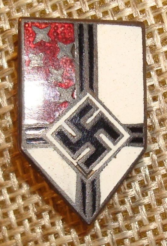 WWII GERMAN GERMAN COLONIAL LEAGUE MEMBERSHIP BADGE