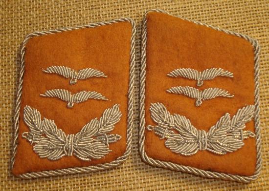 WWII GERMAN LUFTWAFFE SIGNALS OBERLEUTNANT'S COLLAR TABS