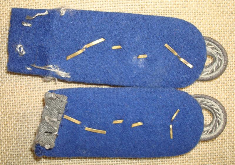 WWII GERMAN MEDICAL OBERSTLEUTNANT'S SHOULDER BOARD