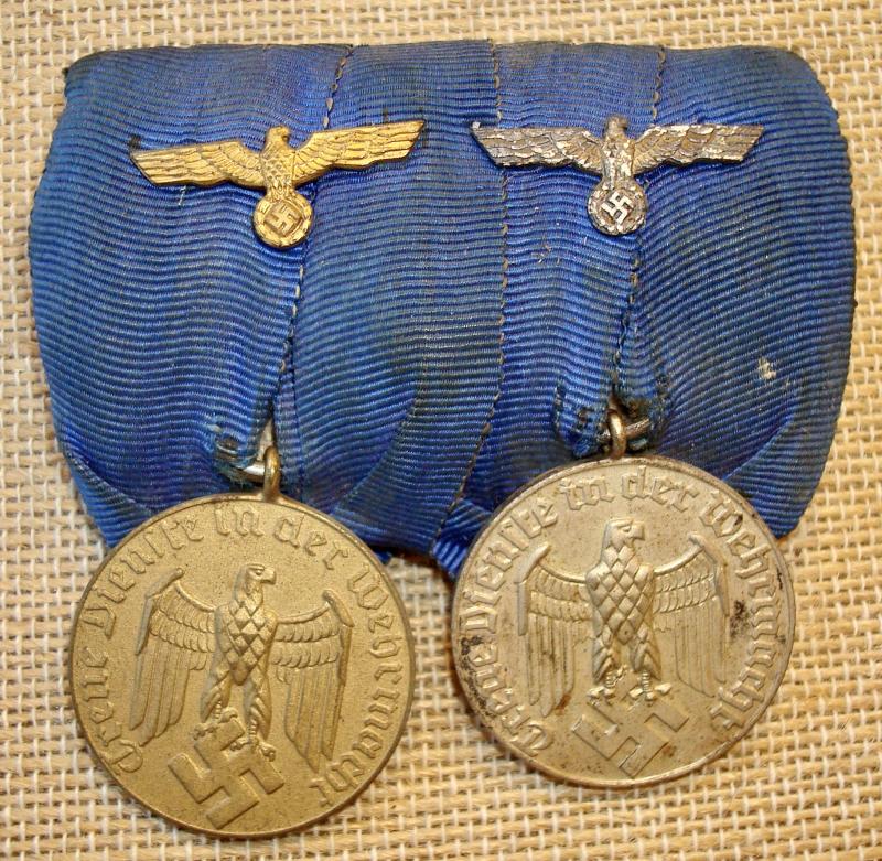 WWII GERMAN TWO PLACE MEDAL BAR