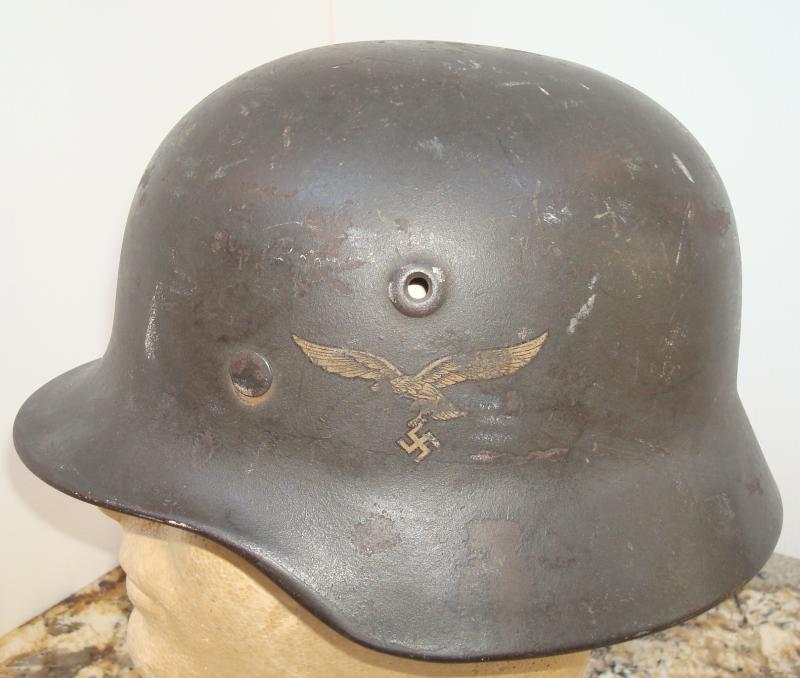 WWII GERMAN M40 SINGLE DECAL HELMET